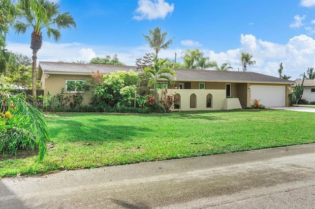 13241 SW 99th Court, Miami, FL 33176