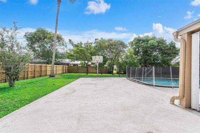 13241 SW 99th Court, Miami, FL 33176