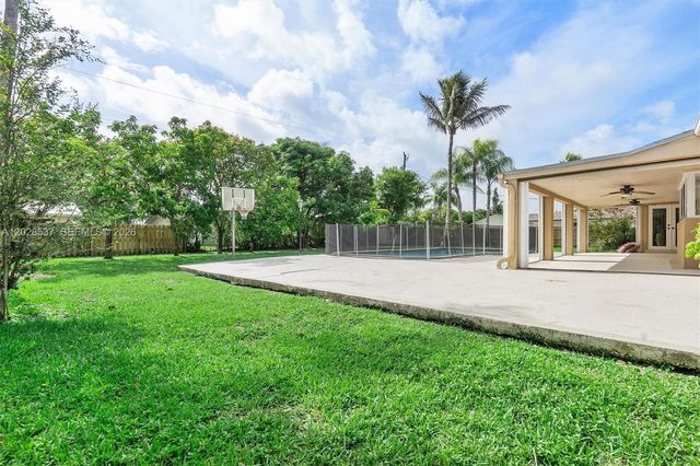 13241 SW 99th Court, Miami, FL 33176