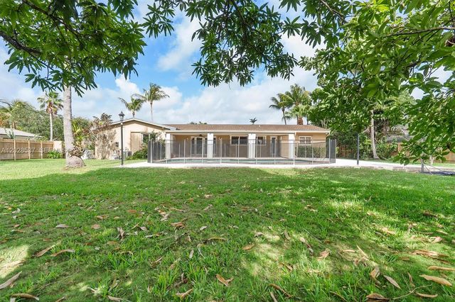 13241 SW 99th Court, Miami, FL 33176