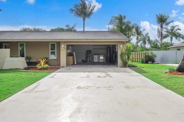13241 SW 99th Court, Miami, FL 33176