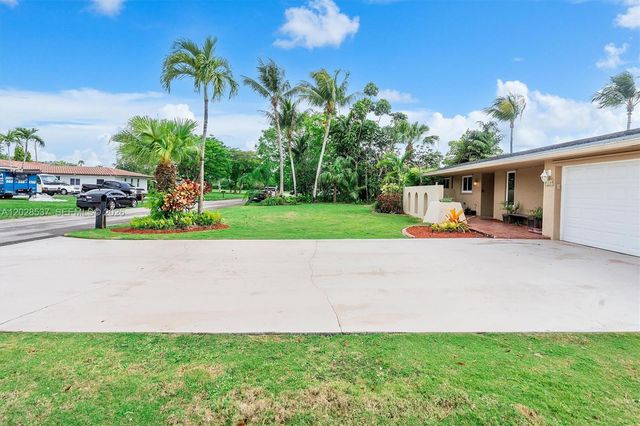 13241 SW 99th Court, Miami, FL 33176