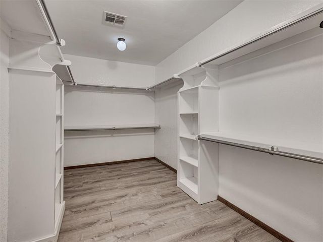 3328 Willow Brook Road, Oklahoma City, OK 73120