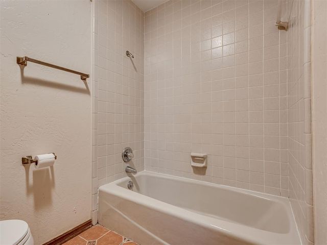 3328 Willow Brook Road, Oklahoma City, OK 73120