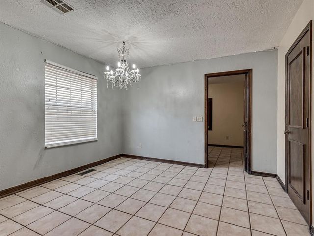 3328 Willow Brook Road, Oklahoma City, OK 73120