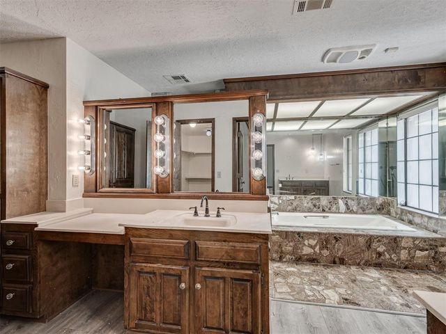 3328 Willow Brook Road, Oklahoma City, OK 73120
