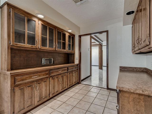 3328 Willow Brook Road, Oklahoma City, OK 73120