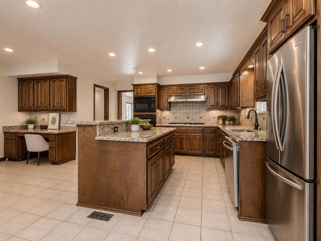 3328 Willow Brook Road, Oklahoma City, OK 73120