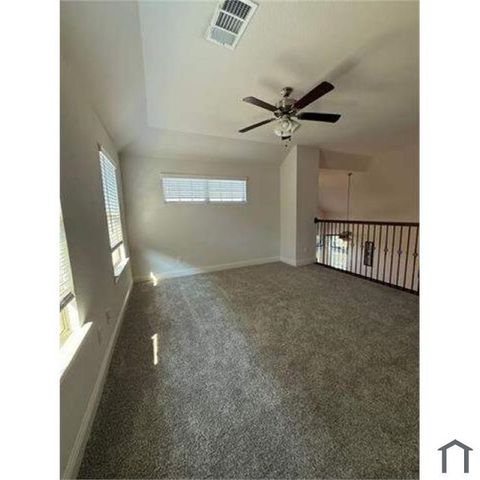 6033 Dandelion Drive, Aubrey, TX 76227