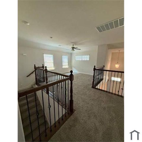 6033 Dandelion Drive, Aubrey, TX 76227