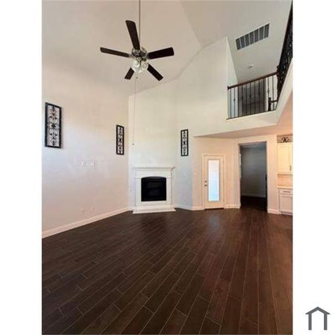 6033 Dandelion Drive, Aubrey, TX 76227