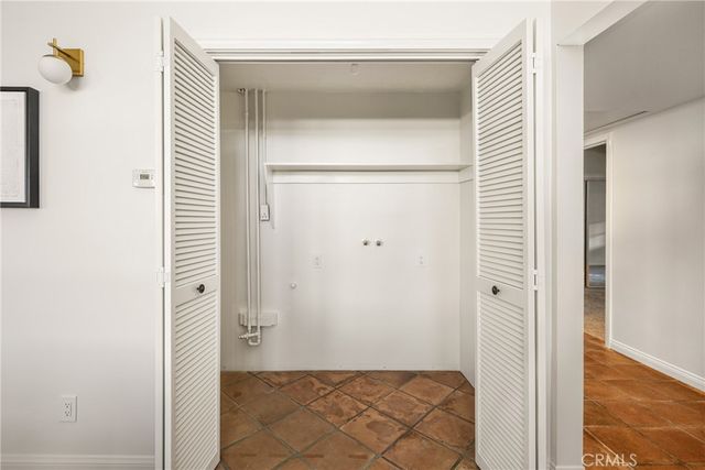 337 Vista Baya, Costa Mesa, CA 92627