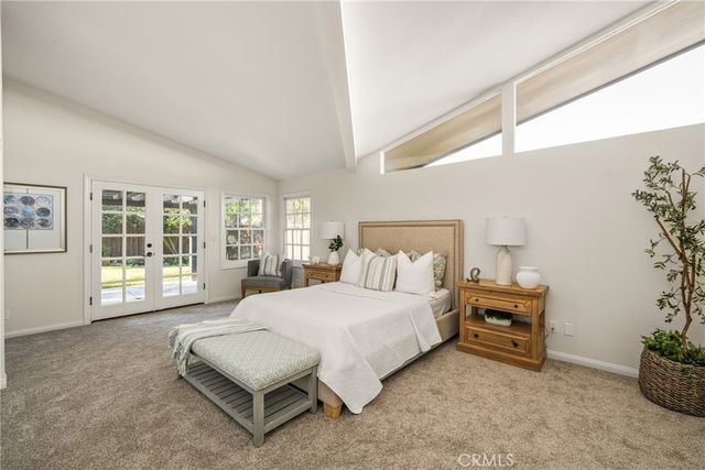 337 Vista Baya, Costa Mesa, CA 92627