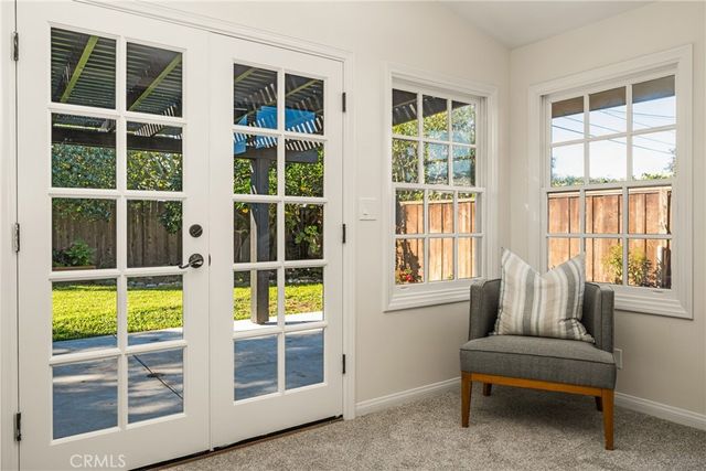 337 Vista Baya, Costa Mesa, CA 92627