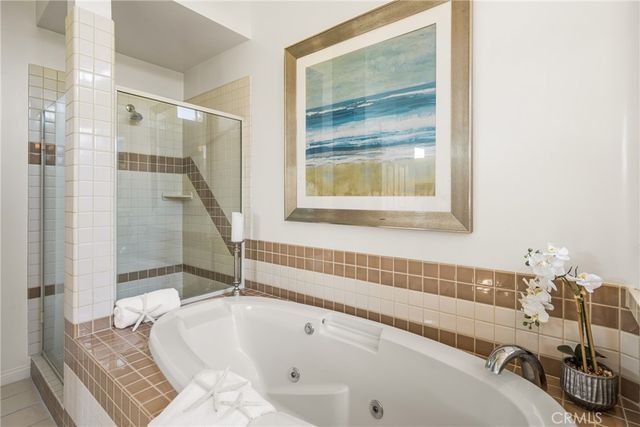 337 Vista Baya, Costa Mesa, CA 92627