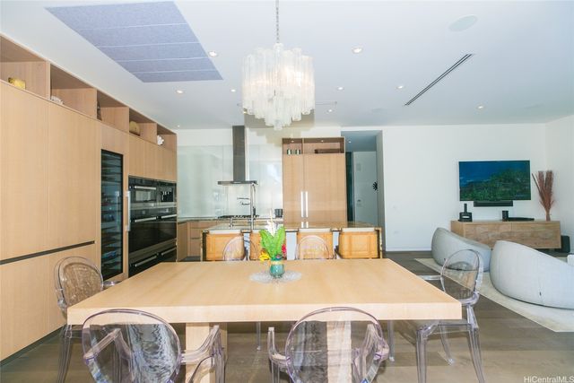 1118 Ala Moana Boulevard 2, Honolulu, HI 96814