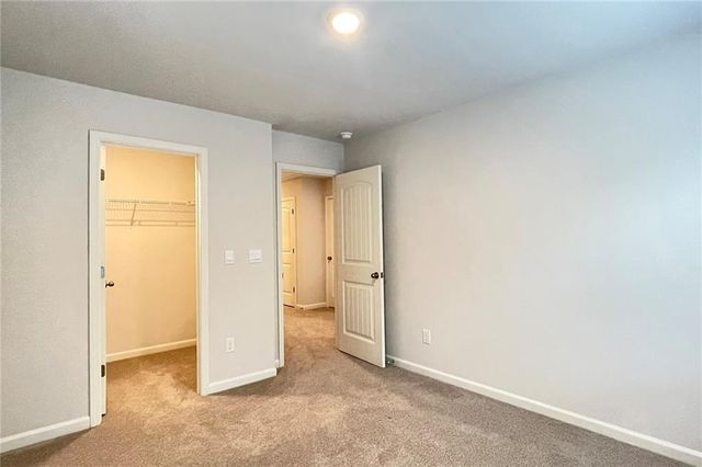 353 VISTA Lane, Woodstock, GA 30189