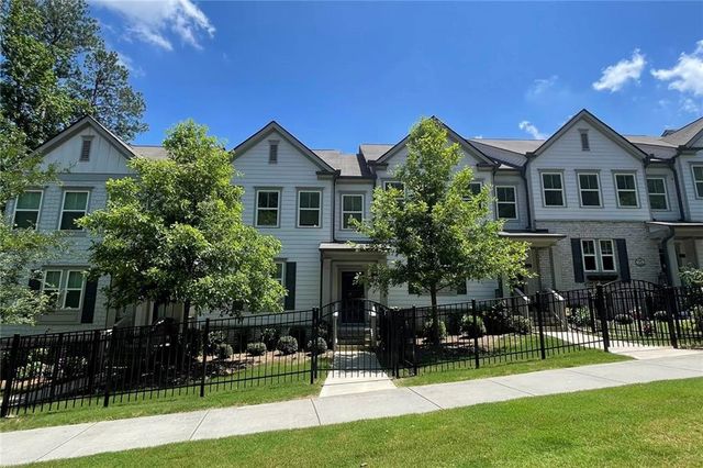 353 VISTA Lane, Woodstock, GA 30189