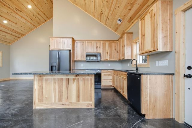 9153 Bears Ear Road, Pine City, MN 55063