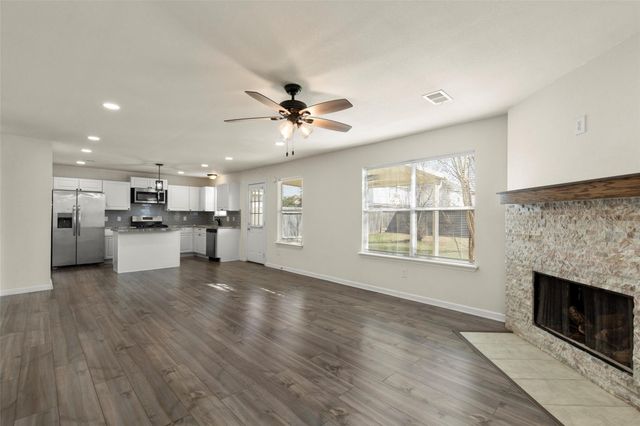 14106 Kinsbourne Lane, Houston, TX 77014