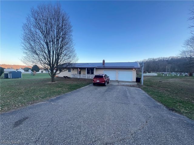 1715 South Street, Stockport, OH 43787