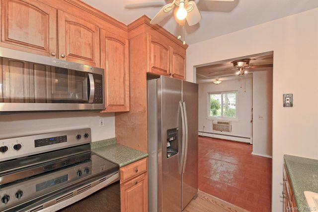 26 Richmond Boulevard 2A, Ronkonkoma, NY 11779