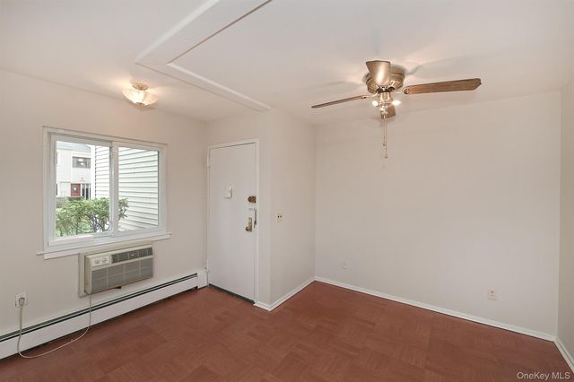 26 Richmond Boulevard 2A, Ronkonkoma, NY 11779