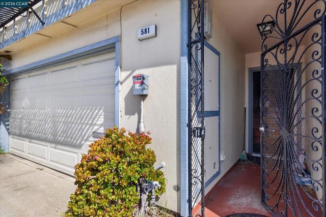 581 Price St, Daly City, CA 94014