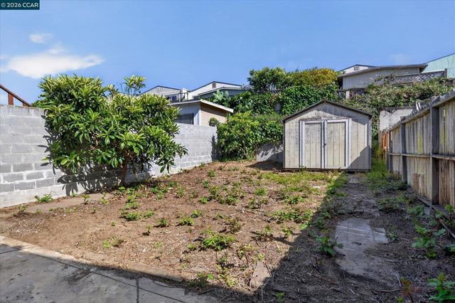 581 Price St, Daly City, CA 94014