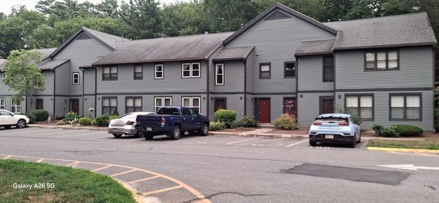 110 Dean 98, Taunton, MA 02780