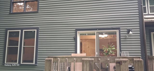 110 Dean 98, Taunton, MA 02780