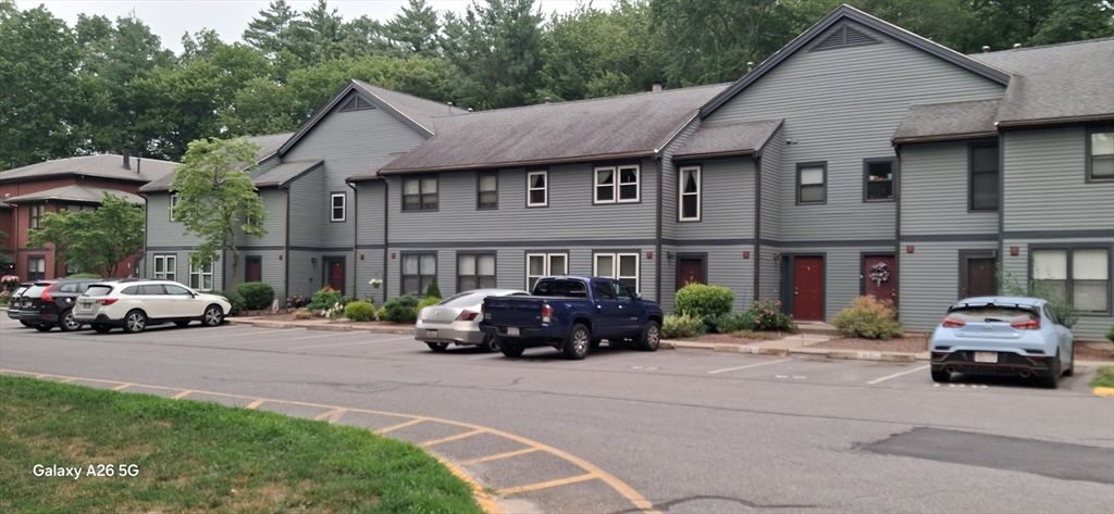 110 Dean 98, Taunton, MA 02780