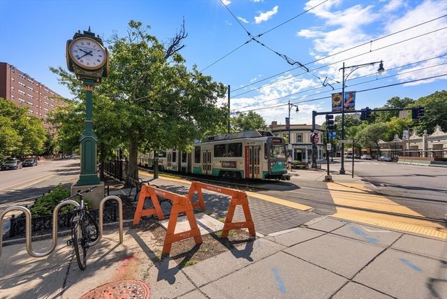 1600 Beacon St 902, Brookline, MA 02446