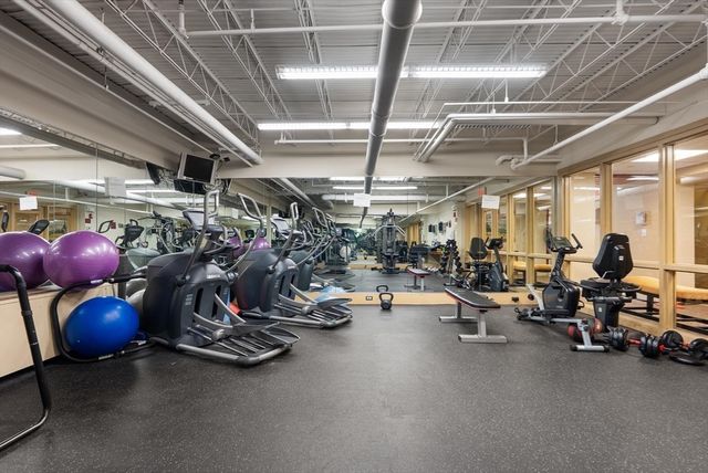 1600 Beacon St 902, Brookline, MA 02446