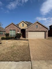 3136 Marble Falls Drive, Forney, TX 75126
