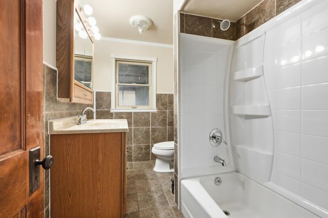 50 Highland Street, Hammond, IN 46320