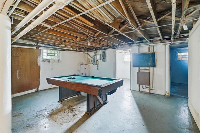50 Highland Street, Hammond, IN 46320