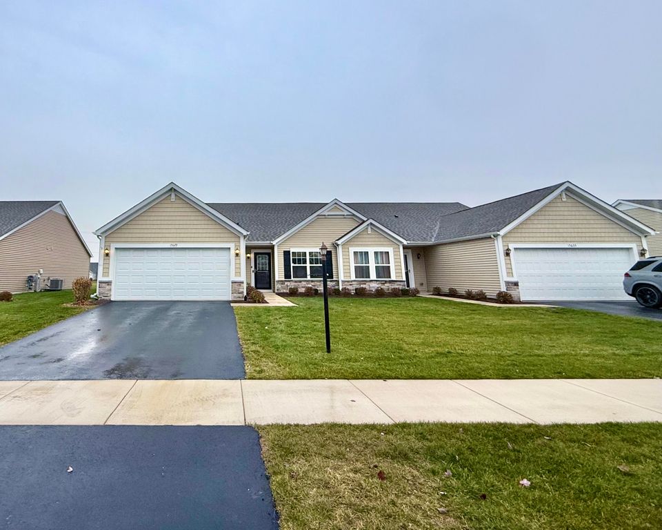 15629 W 101st Lane, Dyer, IN 46311