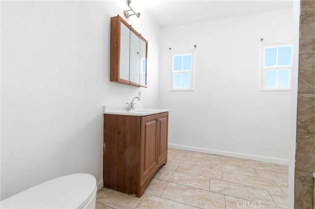 2625 N Arrowhead, San Bernardino, CA 92405