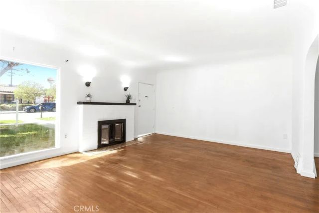 2625 N Arrowhead, San Bernardino, CA 92405