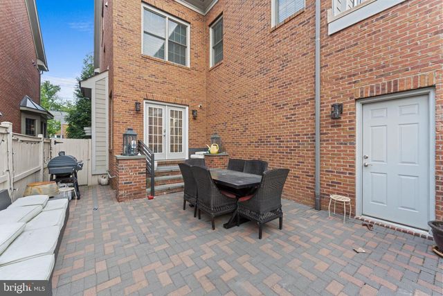 6006 NEW HAMPSHIRE AVE NE, Washington, DC 20011