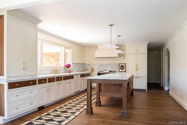 605 Cedar Drive, Southold, NY 11971