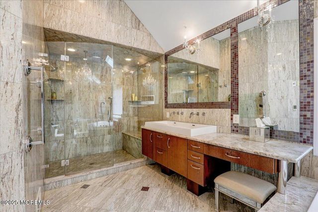 11 Hemingway Court, Morganville, NJ 07751