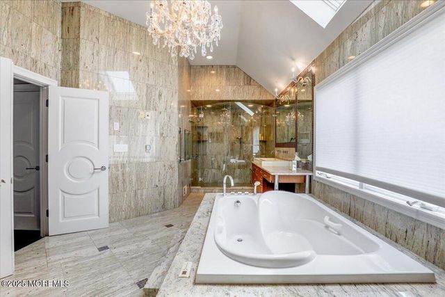 11 Hemingway Court, Morganville, NJ 07751