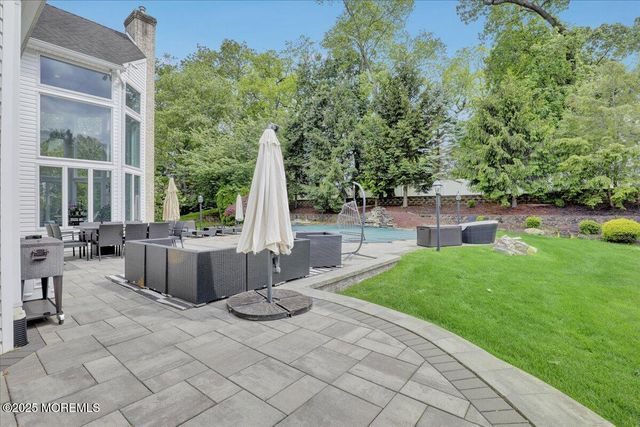 11 Hemingway Court, Morganville, NJ 07751