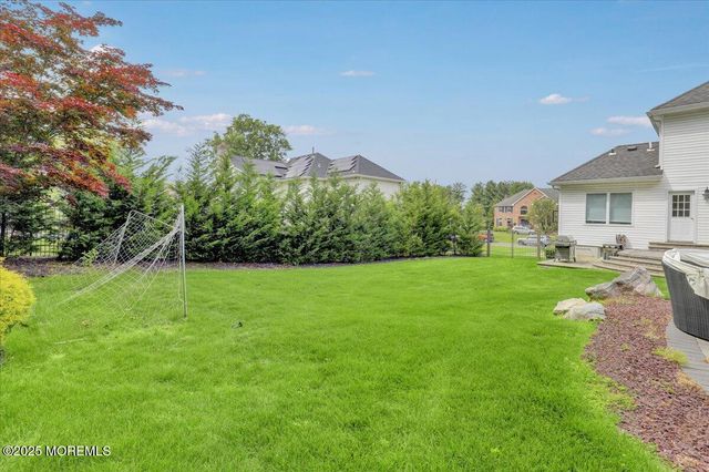 11 Hemingway Court, Morganville, NJ 07751