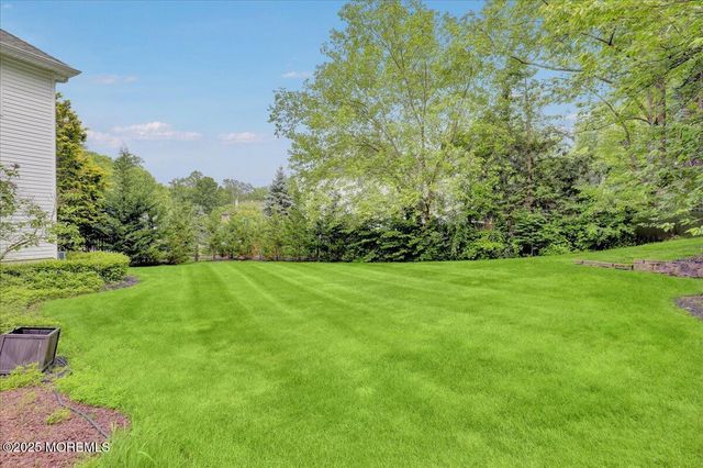11 Hemingway Court, Morganville, NJ 07751