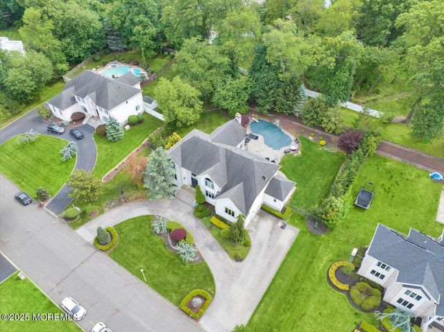 11 Hemingway Court, Morganville, NJ 07751