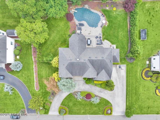 11 Hemingway Court, Morganville, NJ 07751