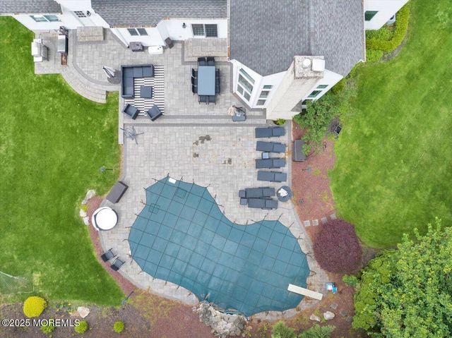 11 Hemingway Court, Morganville, NJ 07751